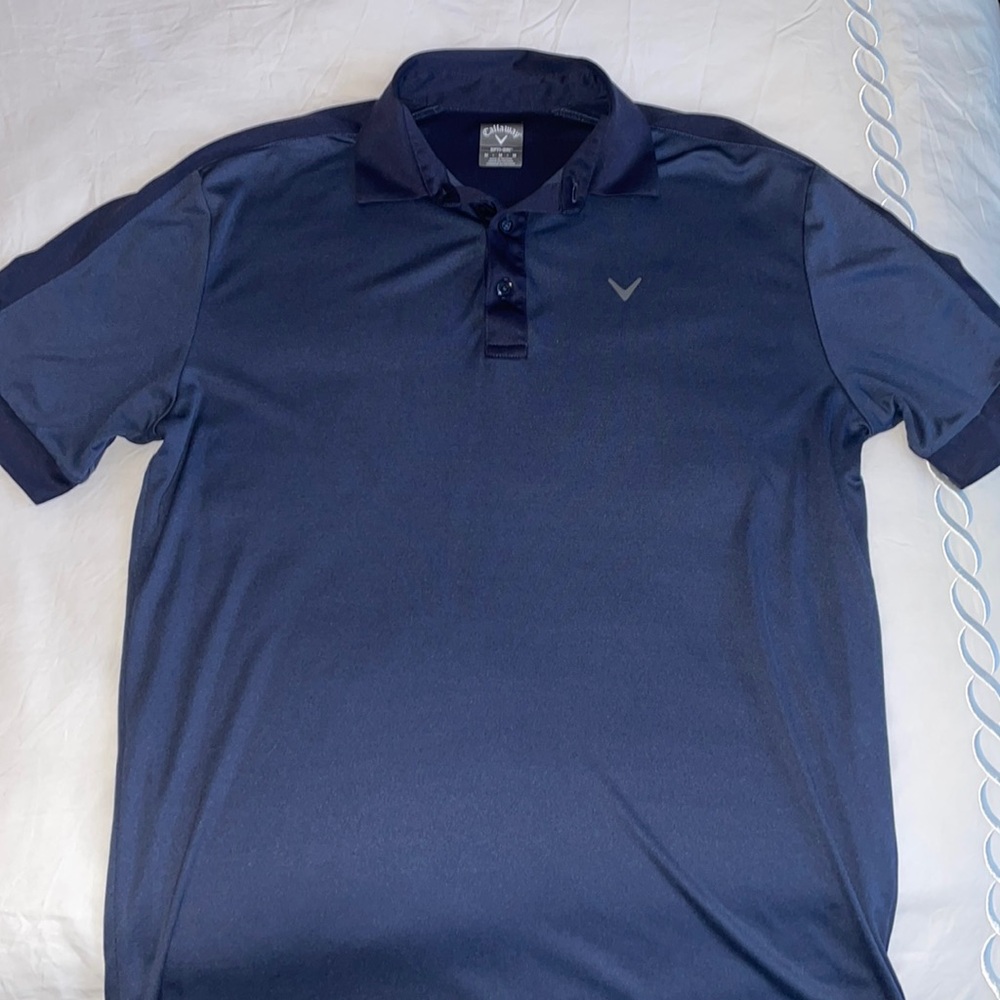 Callaway golf polo. M. Lightly worn. No stains or rips. Great condition.